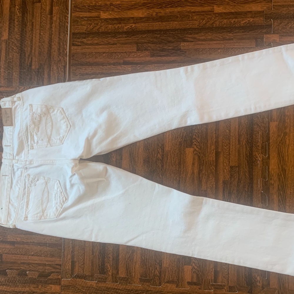 Abercrombie  and Fitch ripped distorted Erin jeans